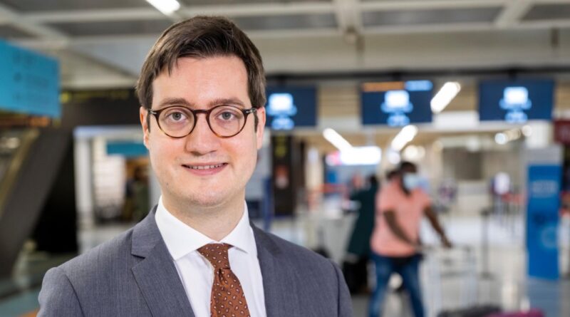 VINCI Airports designa a Cyril Girot como nuevo director general de AERODOM