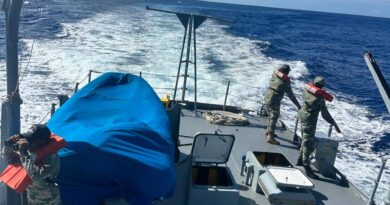 Armada Dominicana y Guardacostas de EE. UU. rescatan a 26 personas cerca de Isla Mona